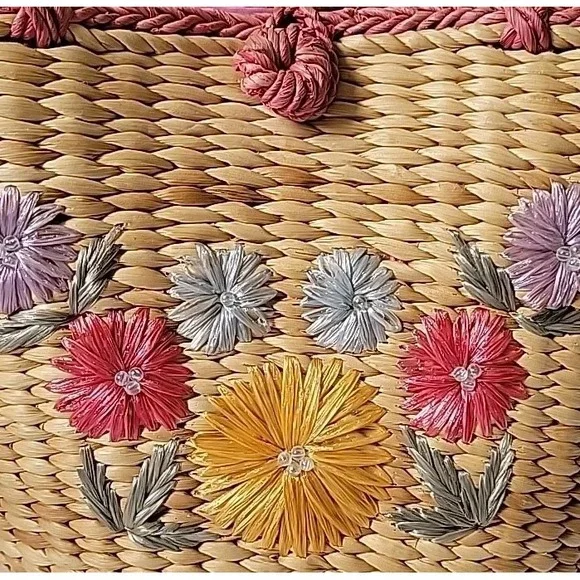 Vintage Handmade Floral Embroidered Straw Tote Bag Beach Mod Resort Retro - Picture 9 of 16